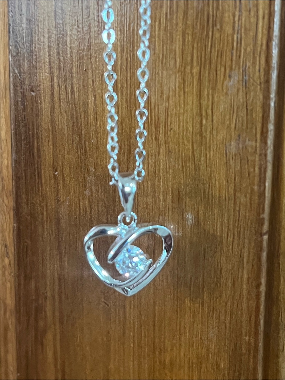 MOISSANITE - Absolutely Stunning! NK0792 0.35 CT Heart Necklace 💙